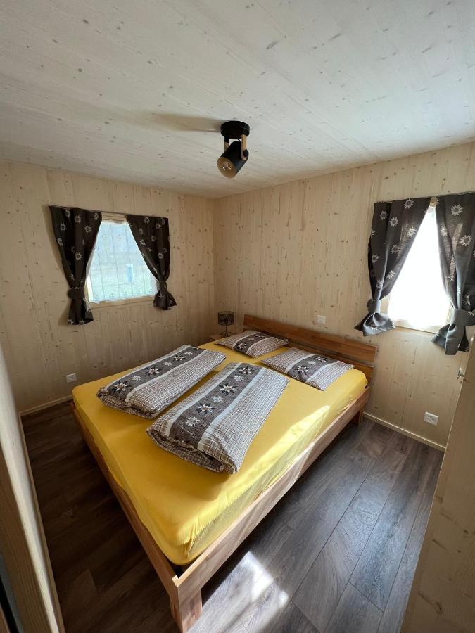 Bungalow Miralago In Camping Cavresc, Via Dal Cavresc 1, 7746 Le Prese-Poschiavo Exterior foto